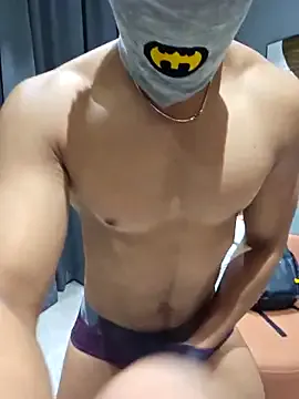 Makeout_artist Image 6