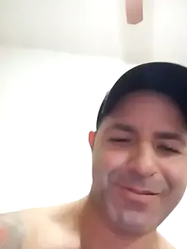 Marciogrei broadcasting live