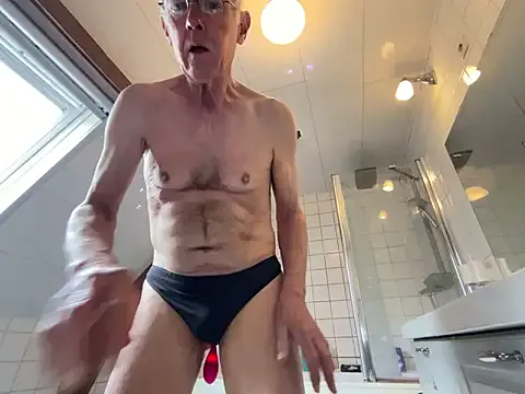 martxxxxx broadcasting live