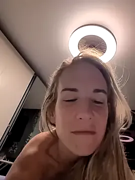 NaomiAndFriends Image 4