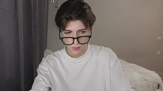 Oliver_star_boy_'s Thumb Image