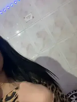 QueenLujaine's Thumb Image