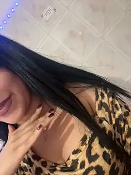 QueenLujaine Image 2