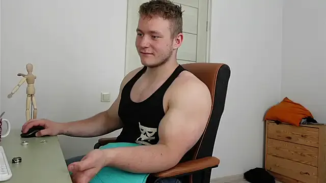 Richard_Dullas broadcasting live