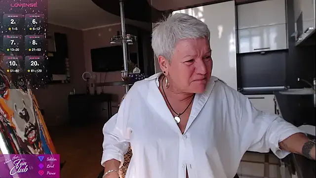 roxana_brooks Image 15