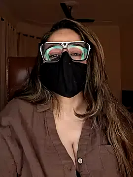 SEXY-Sardarni's Thumb Image