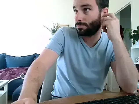 Simon-tem broadcasting live