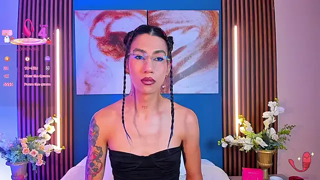 sofiaa_grey_ Image 11