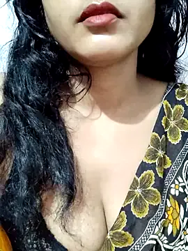 spicysuhana Image 16