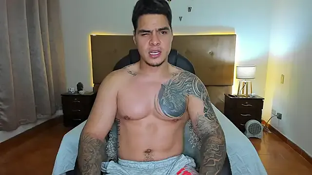 Steven_Velez Image 3