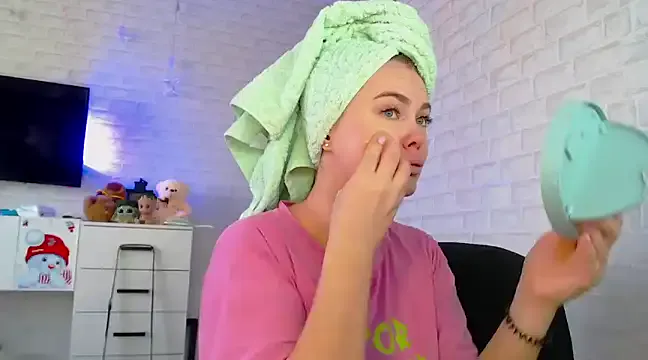 SuchCute's Thumb Image