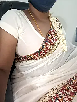 Tamil-hotwife Image 17