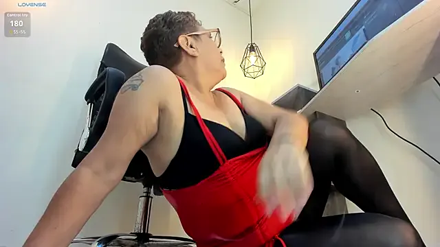 victoria_Christie Image 13