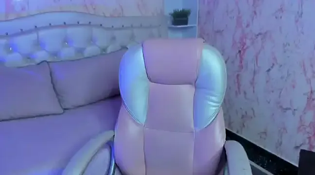 VICTORIA_HOUSTON's Thumb Image