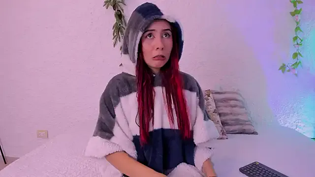 violet_belle_'s Thumb Image