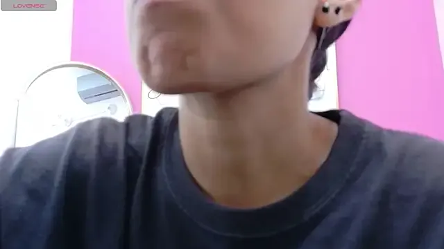 yourcuteneighbourr Image 17