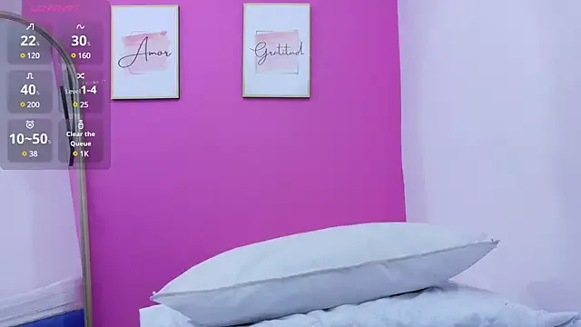 yourcuteneighbourr Image 2