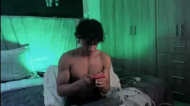 ZYZZ1312's Thumb Image